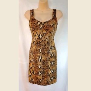 NWT Women Zara Trafaluc Snakeskin Print Stretch Short Slip On Dress Size Medium